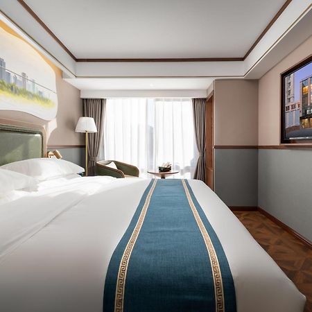 Nost Algia S Hotel Near Beijing Cbd - Cctv, China Zun, Skp And Sanlitun, Tian'Anmen Square, Forbidden City, Free Daily Necessities, Free Night Snack, Free Laundry, English Communication Well, Free Travel Advice , Free Gymnastic, Zewnętrze zdjęcie